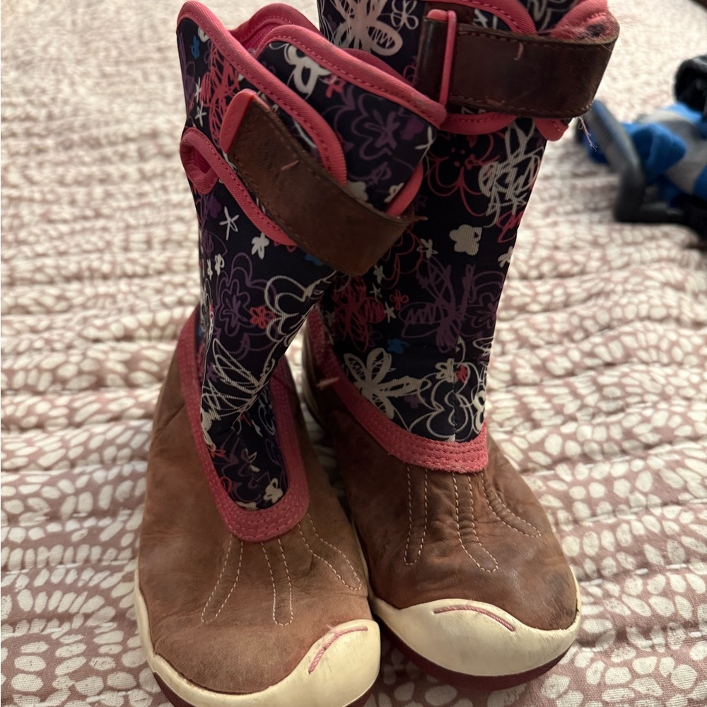 Plae Floral Patterned Kids' Boots with Pink Trim